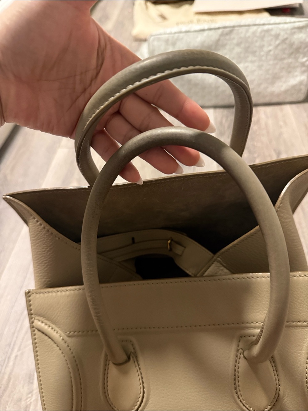 Celine Phantom Luggage Tote – Taupe/Beige Leather - Picture 4 of 11